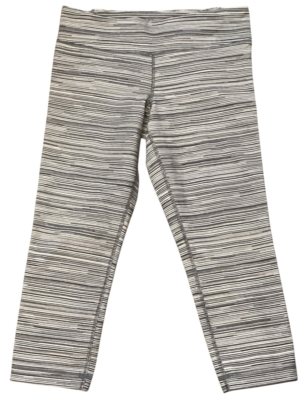 Under Armour Space Dye Low Rise Capri Leggings‎ Black White Striped Yoga Small